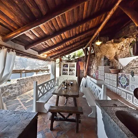 Villa Amalfi Coast Enchanting With Terrace&pool Praiano